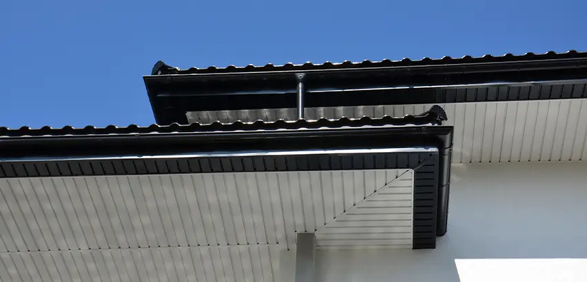 Roof Overhang Repair in Hoffman Estates